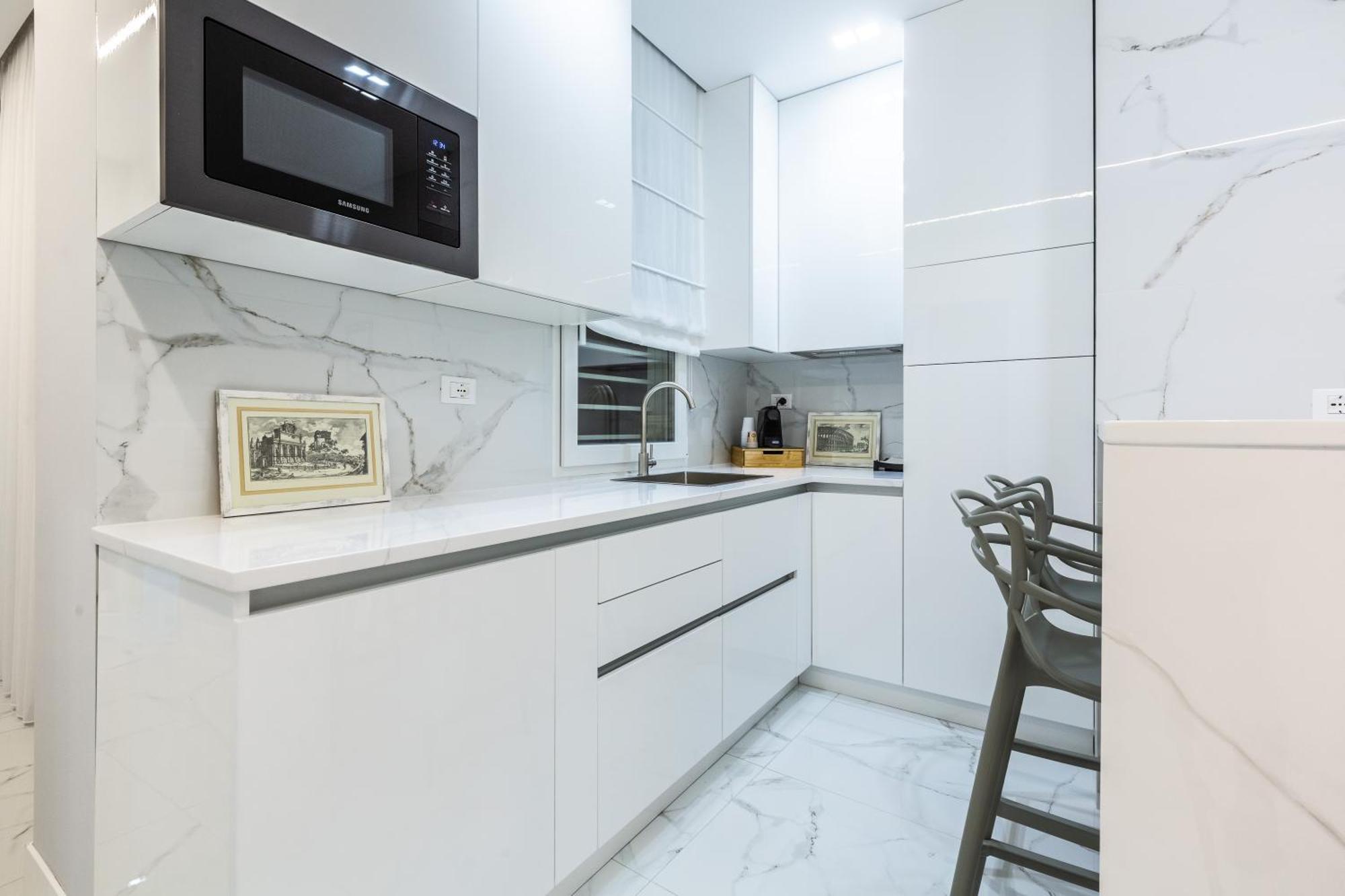 Alissa Suite — Photos 1